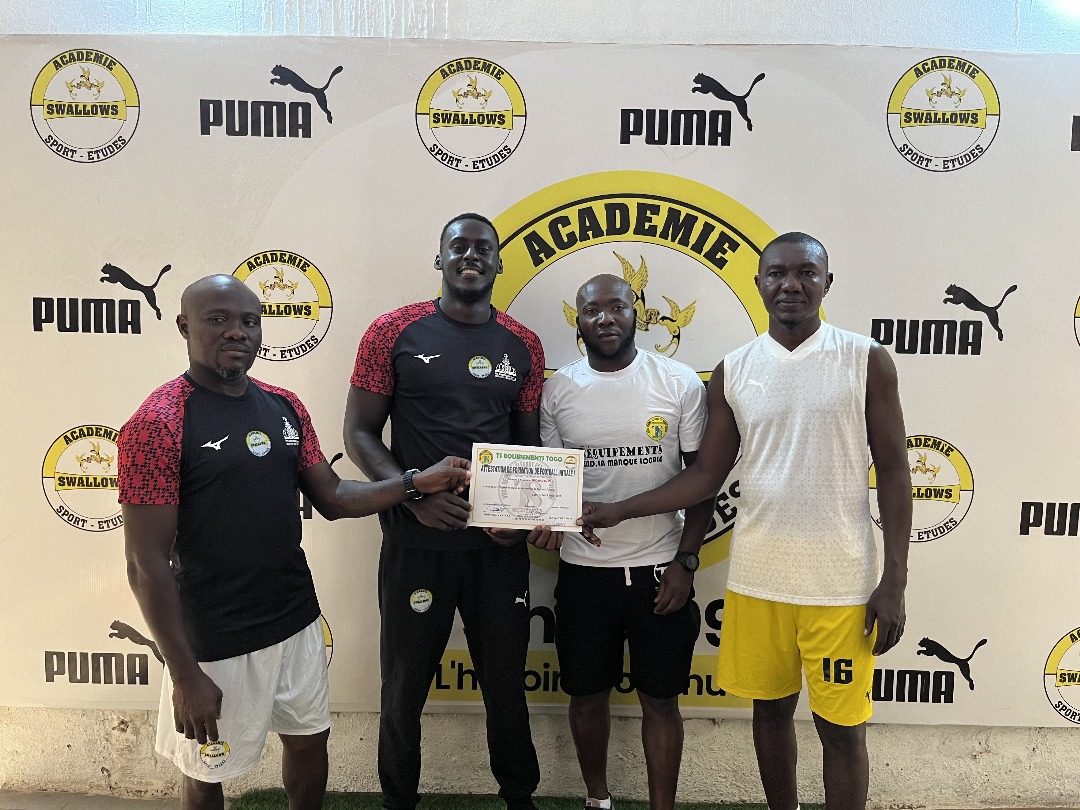 Formation Initiale 1 : Les éducateurs de football togolais montent en compétence à Swallows, attestations en main !